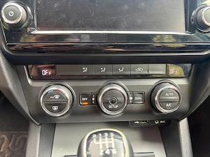 Skoda Octavia 3V. 2016 - imagine 8