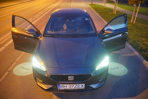 Seat Leon 1.4 e-Hybrid DSG FR plug-in hibrid la comanda FULL EXTRA 3.8 l 100km sau 15,8 kWh 100 km