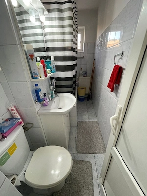 Apartament 2 camere, izolat,centrală, terasă termopan si loc de parcare - imagine 8