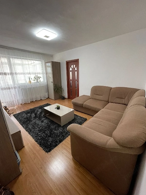 Apartament 2 camere, izolat,centrală, terasă termopan si loc de parcare - imagine 7