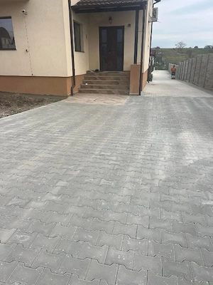 executam lucrări de pavaje  curți, trotuare, parcări  - imagine 3
