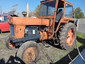 Tractor u 650 - imagine 4