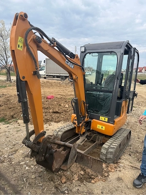 operator miniexcavator + sofer cat B 