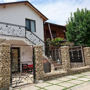 Se vinde Pensiune clasificată 3 stele in Costinești 