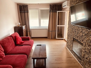 PRIMA ÎNCHIRIERE! Apartament 3 camere de lux lângă metrou Eroii Revoluției - renovat - imagine 2