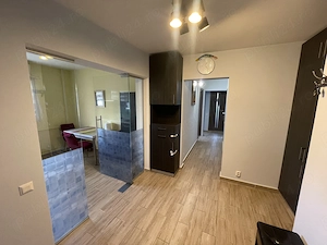 PRIMA ÎNCHIRIERE! Apartament 3 camere de lux lângă metrou Eroii Revoluției - renovat - imagine 4