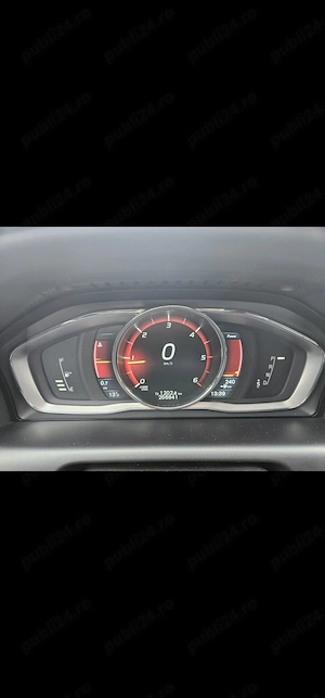 Volvo XC60 2016 - SUV - imagine 5