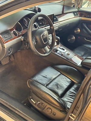 dezmembrez audi a8 D3 2009 - imagine 5