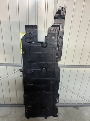 Renault Megane IV Protecție inferioară laterală 748155384R - imagine 2