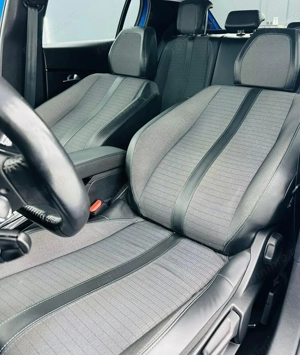PEUGEOT 208 - imagine 14