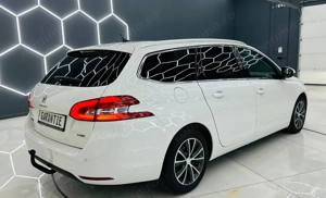 PEUGEOT 308 - imagine 4