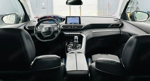 PEUGEOT 5008 - imagine 6