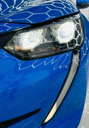 PEUGEOT 208 - imagine 10