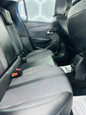 PEUGEOT 208 - imagine 7
