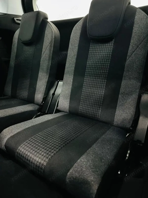 PEUGEOT 5008 - imagine 16