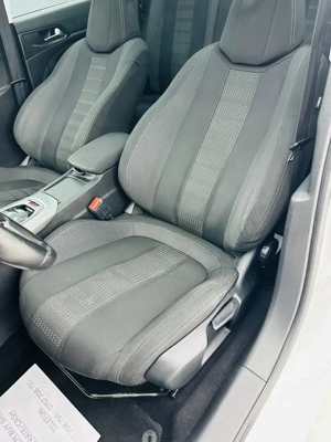 PEUGEOT 308 - imagine 19