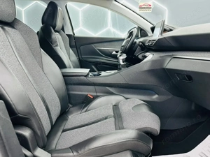 PEUGEOT 5008 - imagine 19