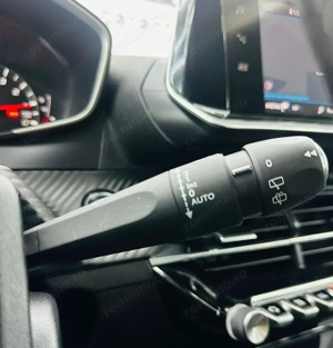 PEUGEOT 208 - imagine 20