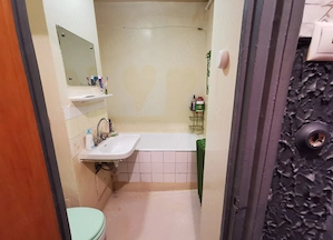 Vanzare - Apartament 2 camere Lujerului   locație excelentă, ideal locuit sau investiție - imagine 7