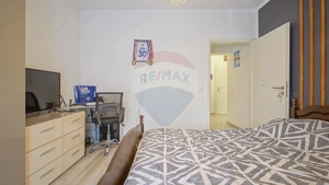 Apartament cu 3 camere de vânzare în zona Tractorul - imagine 9