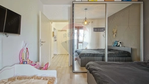 Apartament cu 3 camere de vânzare în zona Tractorul - imagine 5