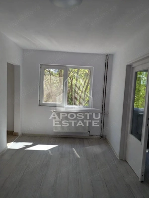 Apartament cu 2 camere de vanzare, etaj 1, zona Sagului, Timisoara