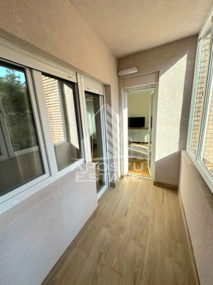 Apartament 2 camere decomandat,zona ultracentral - imagine 8