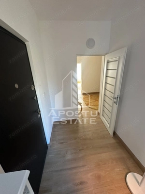 Apartament 2 camere decomandat,zona ultracentral - imagine 3