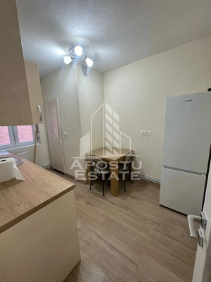 Apartament 2 camere decomandat,zona ultracentral - imagine 6