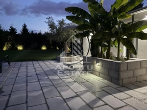 Casa individuala de lux, cu piscina, de vanzare, zona Lunei Timisoara - imagine 5