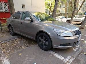Skoda Octavia  - imagine 2