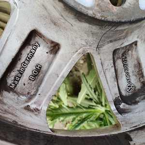 Vând roți complete pentru vara