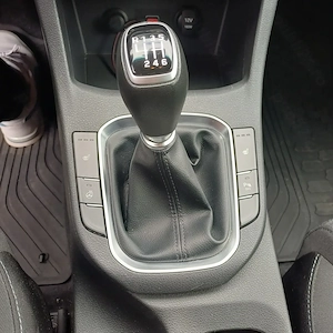 Vand Hyundai i30  fabricație 2022 iulie 1,5 dpi 110cp   - imagine 8
