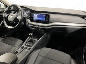 Skoda Octavia - imagine 8