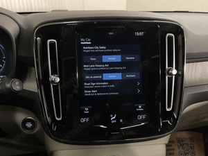 Volvo XC 40 - imagine 18