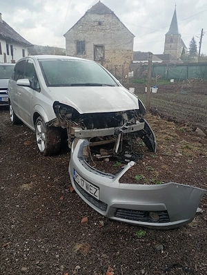 vînd Opel Zafira b pentru piese  - imagine 2