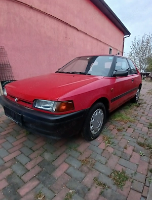 De vânzare Mazda 323 hatchback, 1.5 benzină. - imagine 2