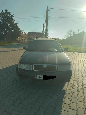 Vând Skoda Octavia an 2007 - imagine 2