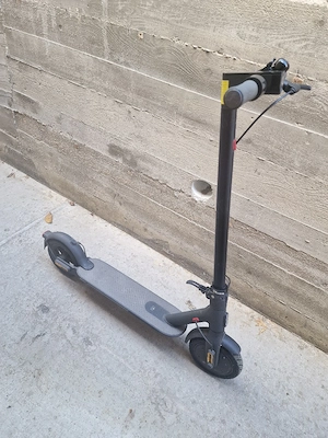 Trotinetă electrică xiaomi 