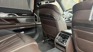 BMW Seria 7 varianta LONG (extra lung) - imagine 10