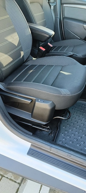 Dacia Duster 4wd diesel, fabricație 04. 2017, Euro 6, fără AdBlue. Dotari unice. Model de expceptie - imagine 7