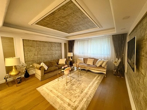 Propietar vand apart 3 camere semidecomandat 90mp + loc de parcare subteran Cortina Residence