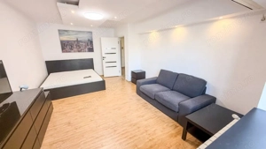 Studio decomandat 39 mp, etaj 3, mobilat complet — Unirii