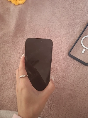 Vând iPhone 16 pro max