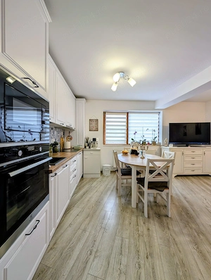 Apartament modern de 2 camere cu 2 parcări incluse   Zona Răzoare Vivo - imagine 5