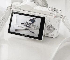 Sony Alpha A5000 (ILCE-5000)Mirrorless APS-C 20.1MP