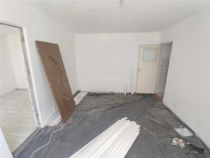Oravita | Apt.2 Cam | Etj.1 | Zona Pompieri | Pret Negociabil - imagine 7