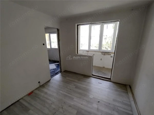 Oravita | Apt.2 Cam | Etj.1 | Zona Pompieri | Pret Negociabil - imagine 10