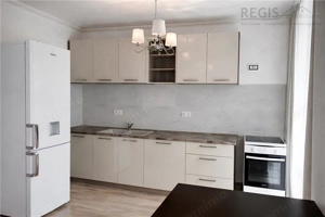 Apartament cu 2 camere si parcare zona Tractorul mall Coresi - imagine 5