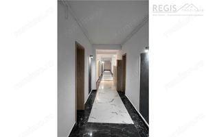 Apartament cu 2 camere si parcare zona Tractorul mall Coresi - imagine 15